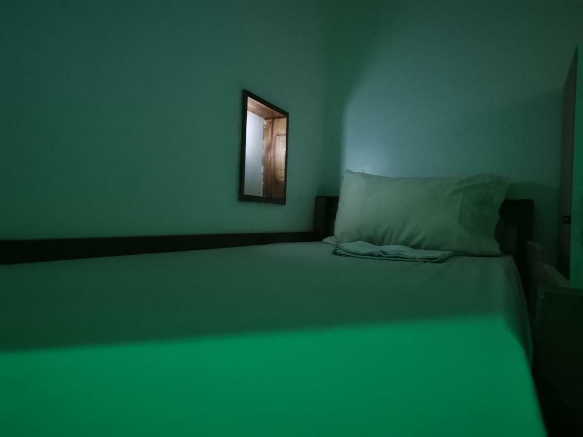 One Hostel - เอลนิโด ภายนอก รูปภาพ